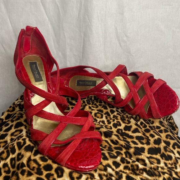 White House Black Market Red Strap Stilettos Women’s 9 - Picture 6 of 7